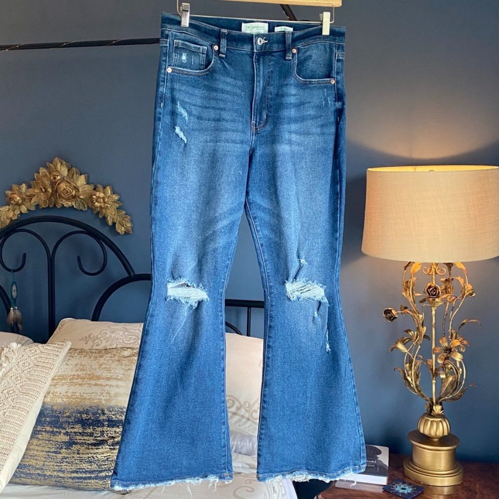 Re Generation by Celebrity  Pink Flower Flare Jeans
